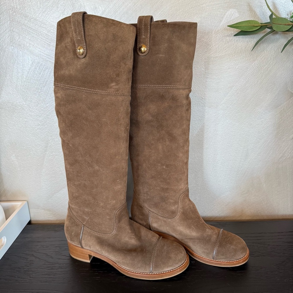 Authentic Louis Vuitton Tan Suede Mahina Western Riding Boots, Size 40